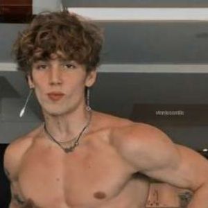 Meet your Posher, Chloe